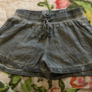 Honolulu Aloha shorts